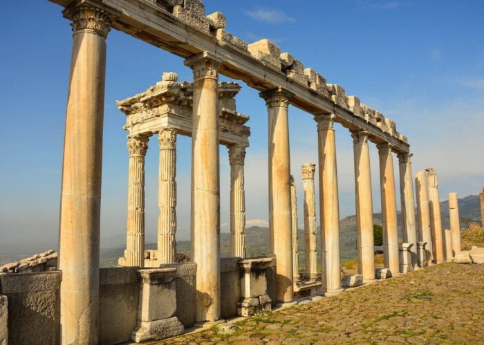 Pergamo-las-7-iglesias-del-apocalipsis